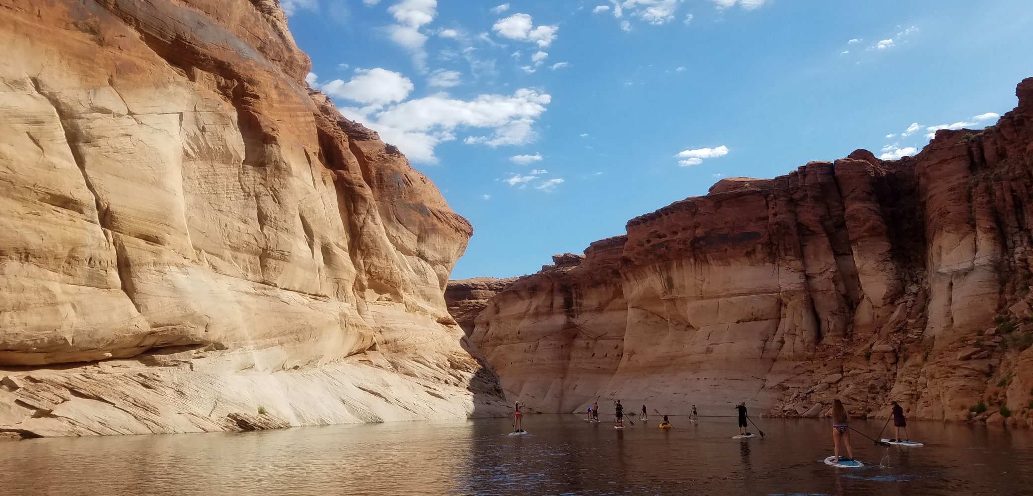 group stand up paddleboarding and kayaking antelope canyon